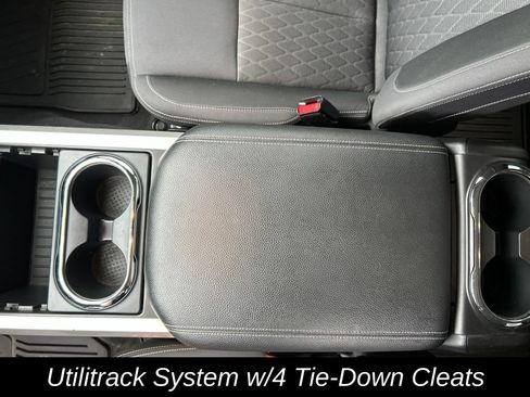 Used 2021 Nissan Titan SV w/ SV Convenience Package AWD/4WD image 36