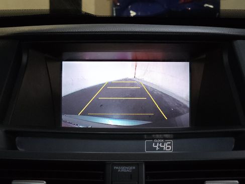 Used 2010 Honda Crosstour EX-L image 29