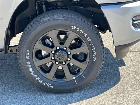 New 2026 RAM 2500 Big Horn AWD/4WD image 12