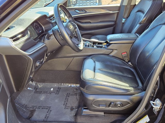 Used 2021 Jeep Grand Cherokee L Limited RWD image 16