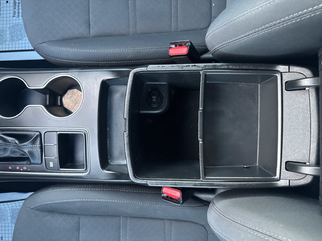 Used 2020 Kia Sorento LX FWD image 36