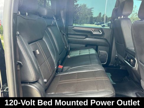 Used 2024 Chevrolet Silverado 3500 High Country w/ High Country Premium Package AWD/4WD image 20