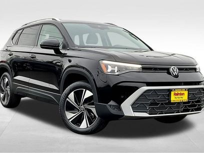 New 2025 Volkswagen Taos SE