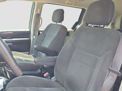 Used 2017 Dodge Grand Caravan SE w/ Power Window Group FWD image 7
