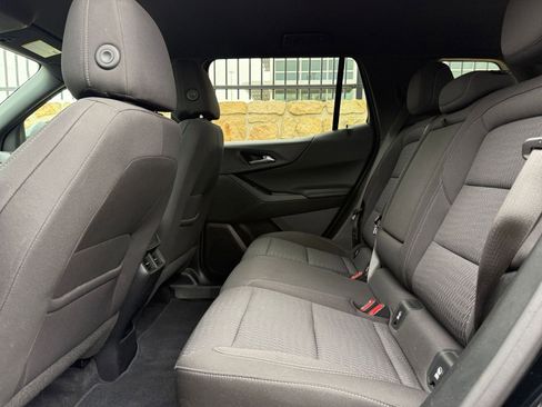 Used 2025 Chevrolet Equinox LT image 27