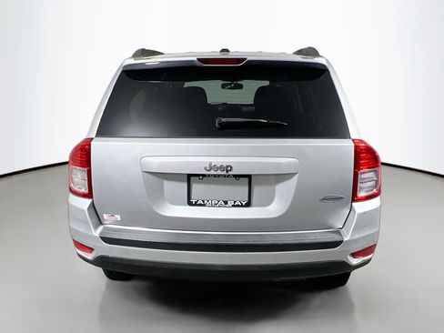 Used 2013 Jeep Compass Latitude FWD image 6