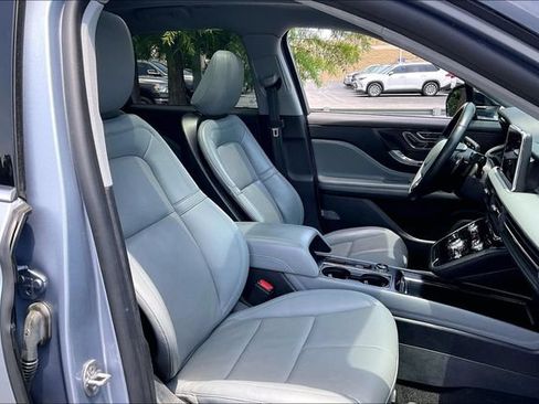 Used 2022 Lincoln Corsair FWD w/ Premium Package image 7