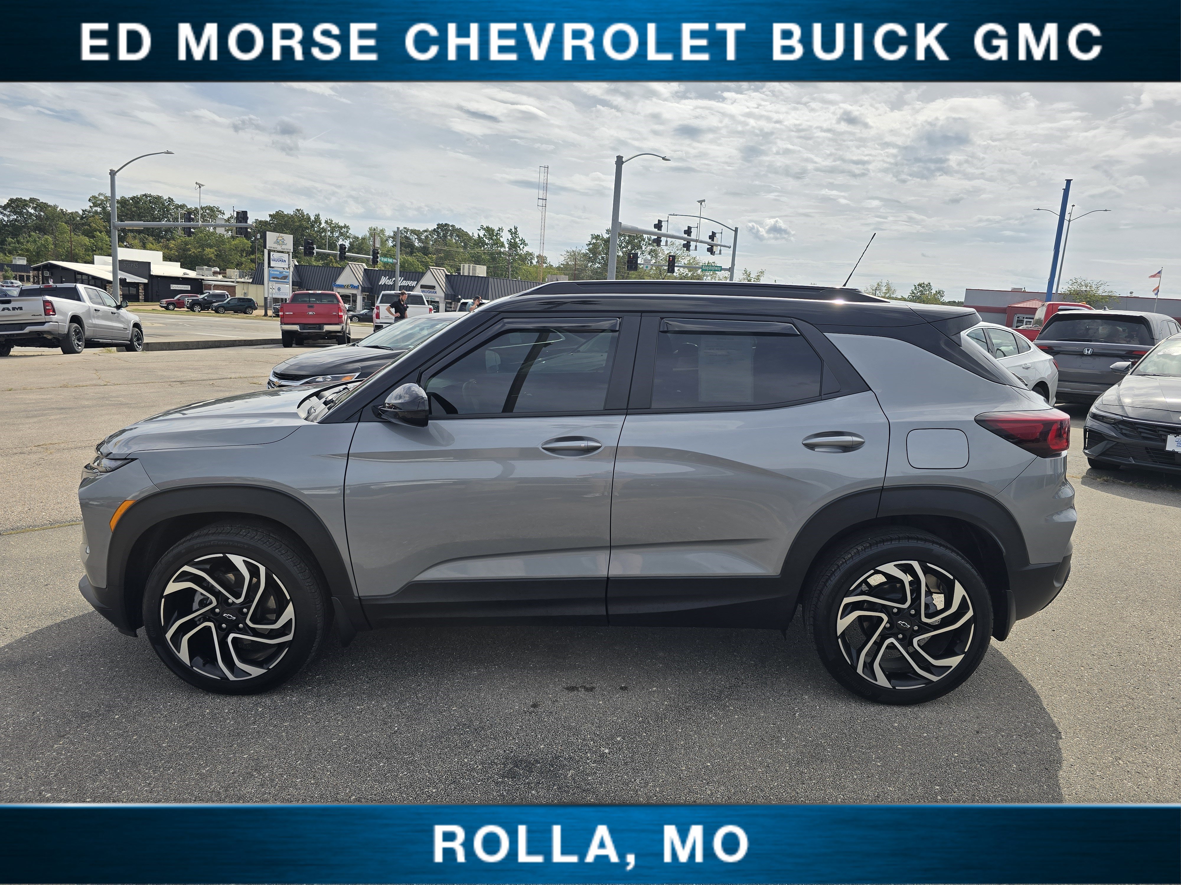 Used 2026 Chevrolet TrailBlazer RS w/ Convenience Package AWD/4WD image 7