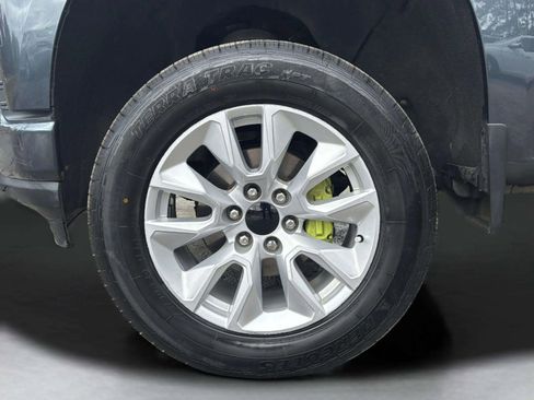 Used 2019 Chevrolet Silverado 1500 Custom w/ Custom Convenience Package image 37