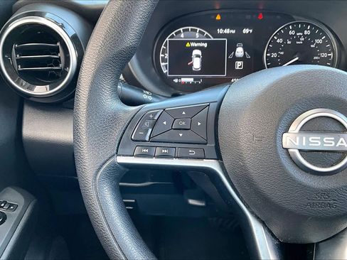 Used 2023 Nissan Kicks SV image 18