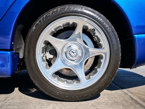 Used 1996 Dodge Viper GTS RWD image 33