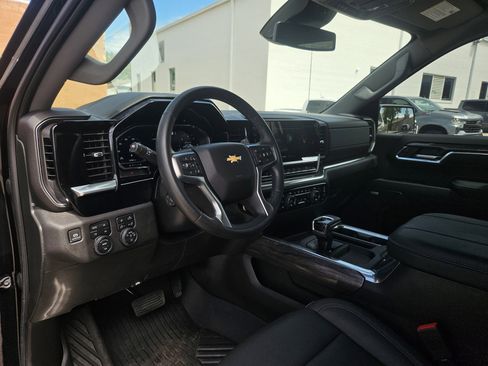 Used 2023 Chevrolet Silverado 1500 LTZ image 14