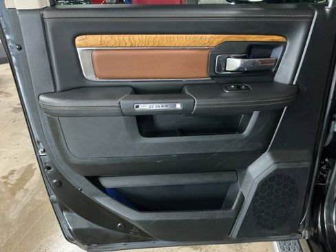 Used 2017 RAM 1500 Laramie Longhorn w/ Convenience Group image 25