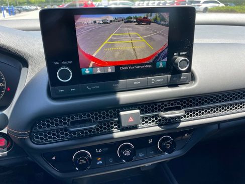 Certified 2025 Honda HR-V Sport image 17