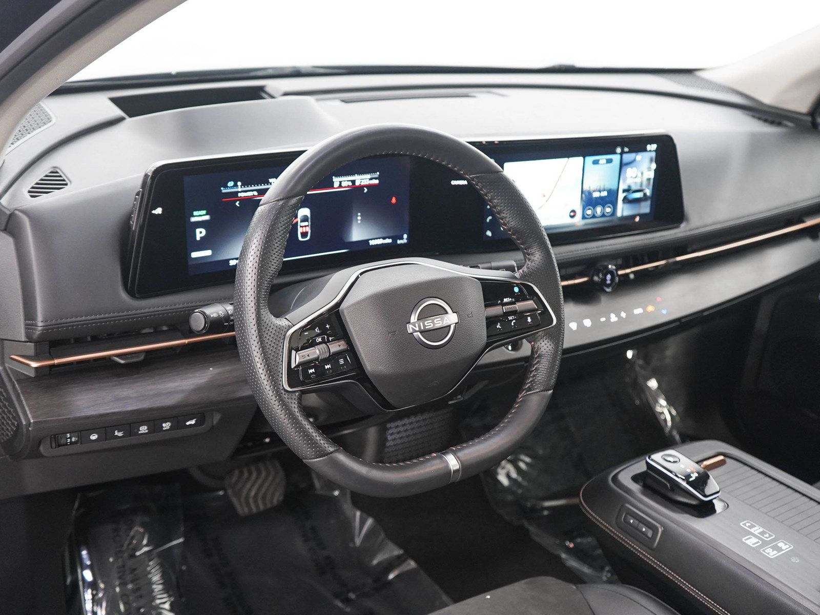 Used 2024 Nissan Ariya AWD image 21