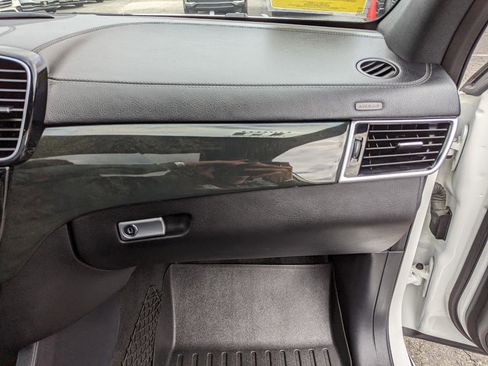 Used 2019 Mercedes-Benz GLS 450 4MATIC image 35