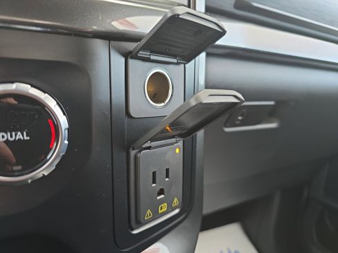 Used 2023 Ford F150 XLT w/ Equipment Group 301A Mid image 34