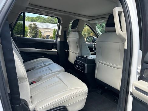 Used 2019 Ford Expedition Max Platinum AWD/4WD image 64