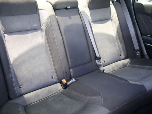 Used 2022 Dodge Charger SXT RWD image 17
