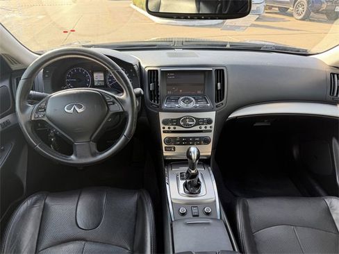 Used 2013 INFINITI G37 x w/ Premium Pkg image 9