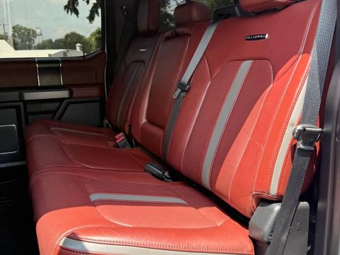 Used 2018 Ford F250 Platinum w/ Platinum Ultimate Package AWD/4WD image 19