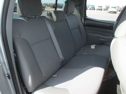 Used 2014 Toyota Tacoma 4x4 Double Cab w/ TRD Sport Package image 22