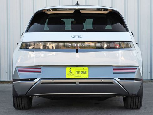 Used 2023 Hyundai Ioniq 5 Limited w/ Cargo Package image 10