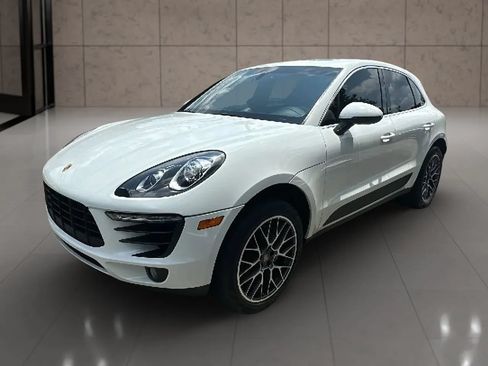 Used 2015 Porsche Macan S AWD/4WD image 12
