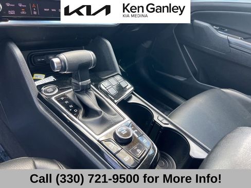 Used 2024 Kia Sportage EX FWD image 35