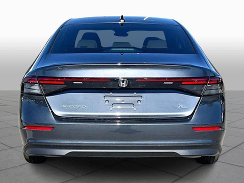 Used 2023 Honda Accord EX image 5