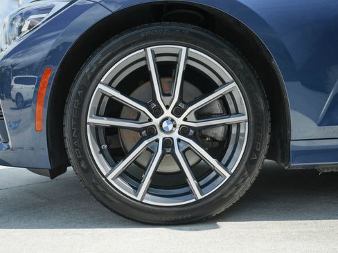 Used 2022 BMW 330i Sedan w/ Premium Package image 32