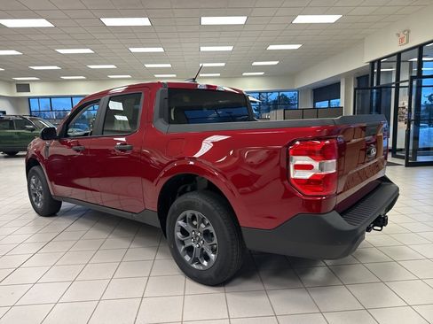 New 2025 Ford Maverick XLT w/ Equipment Group 302A image 12