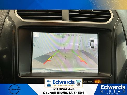Used 2017 Ford Explorer XLT w/ Equipment Group 201A FWD image 29