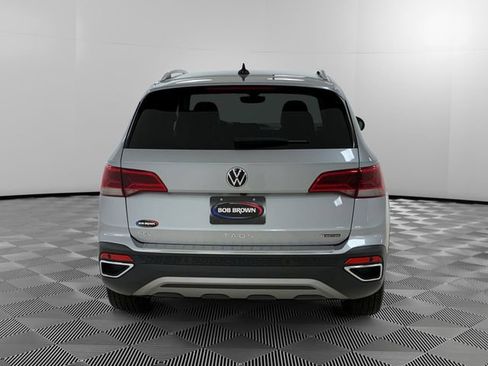 Used 2022 Volkswagen Taos SEL AWD/4WD image 4