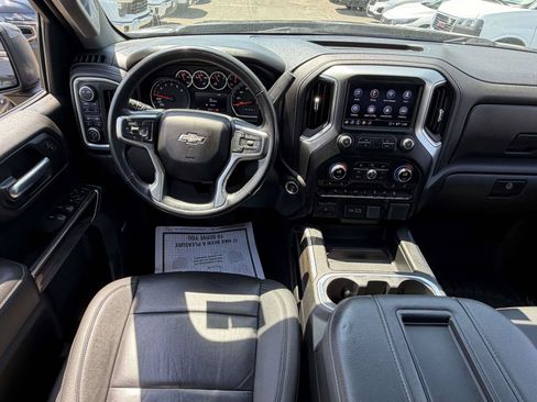 Used 2021 Chevrolet Silverado 1500 LT Trail Boss w/ Convenience Package II AWD/4WD image 18