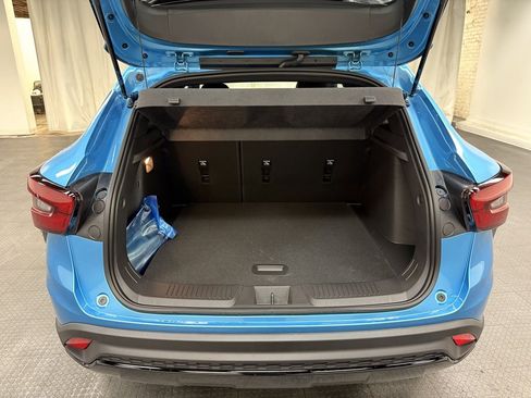 New 2026 Chevrolet Trax RS image 5