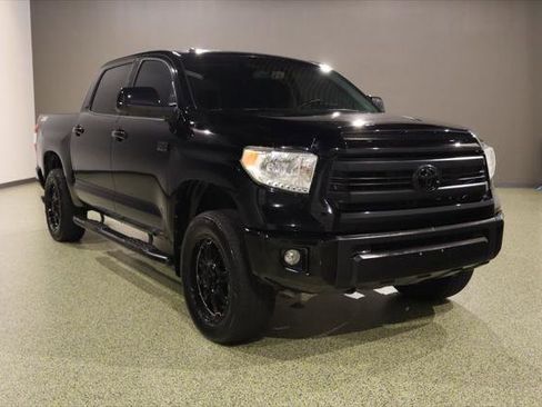 Used 2016 Toyota Tundra SR5 w/ SR5 Upgrade Package image 1