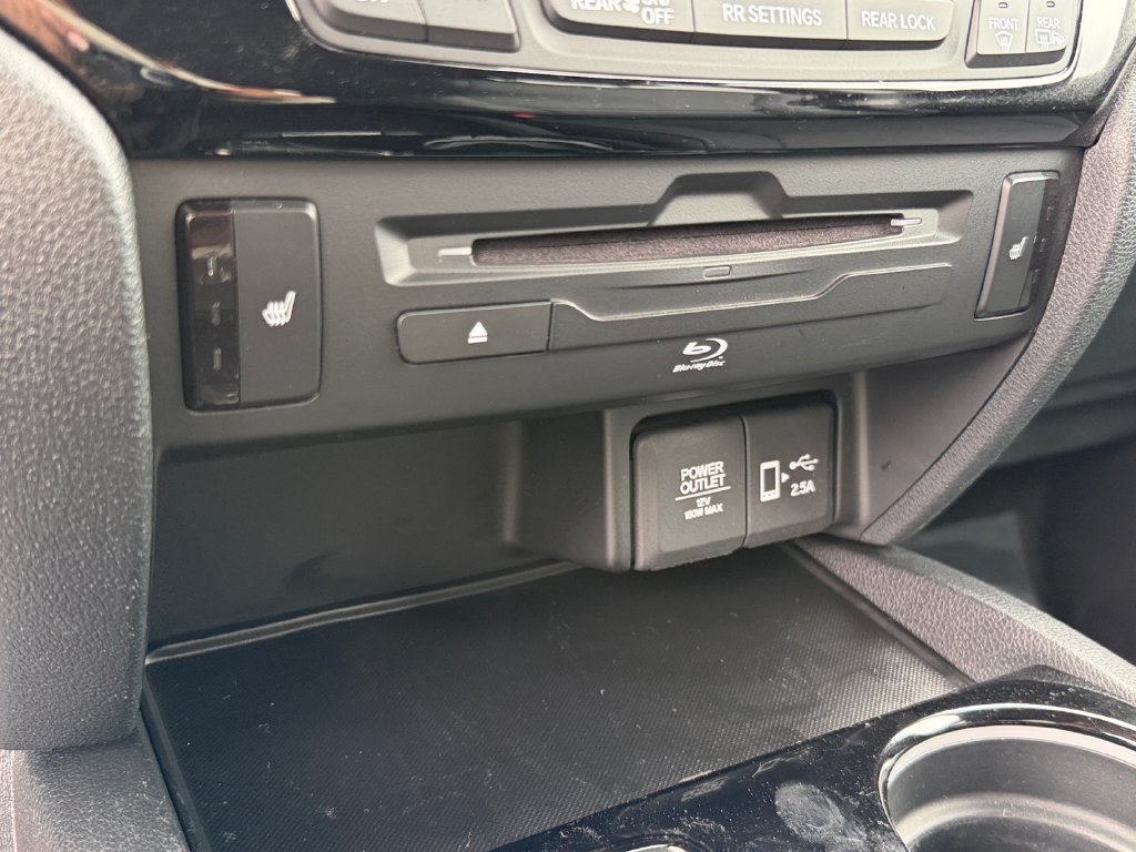 Used 2021 Honda Pilot Touring image 24