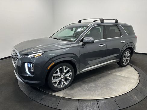 Used 2022 Hyundai Palisade Limited image 3