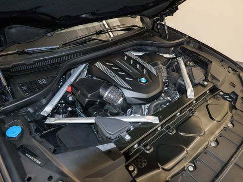 Used 2023 BMW X5 M50i w/ Executive Package image 60