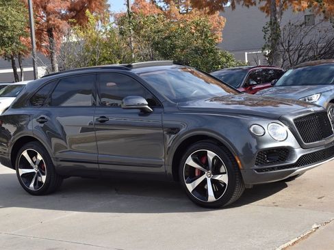 Used 2020 Bentley Bentayga image 5