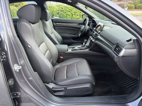 Used 2020 Honda Accord Sport image 25
