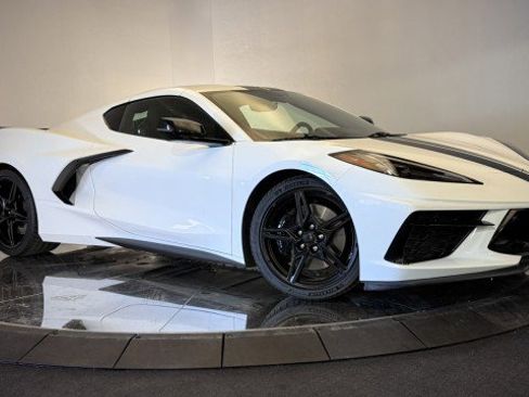 Used 2023 Chevrolet Corvette Stingray Premium Cpe w/ Z51 Performance Package image 18