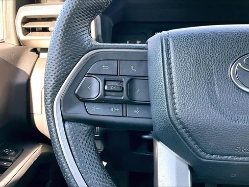 Certified 2024 Toyota Tacoma SR5 AWD/4WD image 48