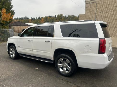 Used 2019 Chevrolet Suburban Premier w/ Max Trailering Package image 7