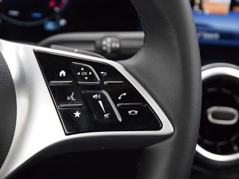 Certified 2026 Mercedes-Benz GLB 250 image 24