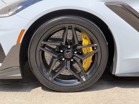 Used 2019 Chevrolet Corvette ZR1 w/ ZTK Track Performance Package RWD image 14