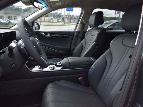 Used 2026 Genesis GV80 2.5T AWD/4WD image 16