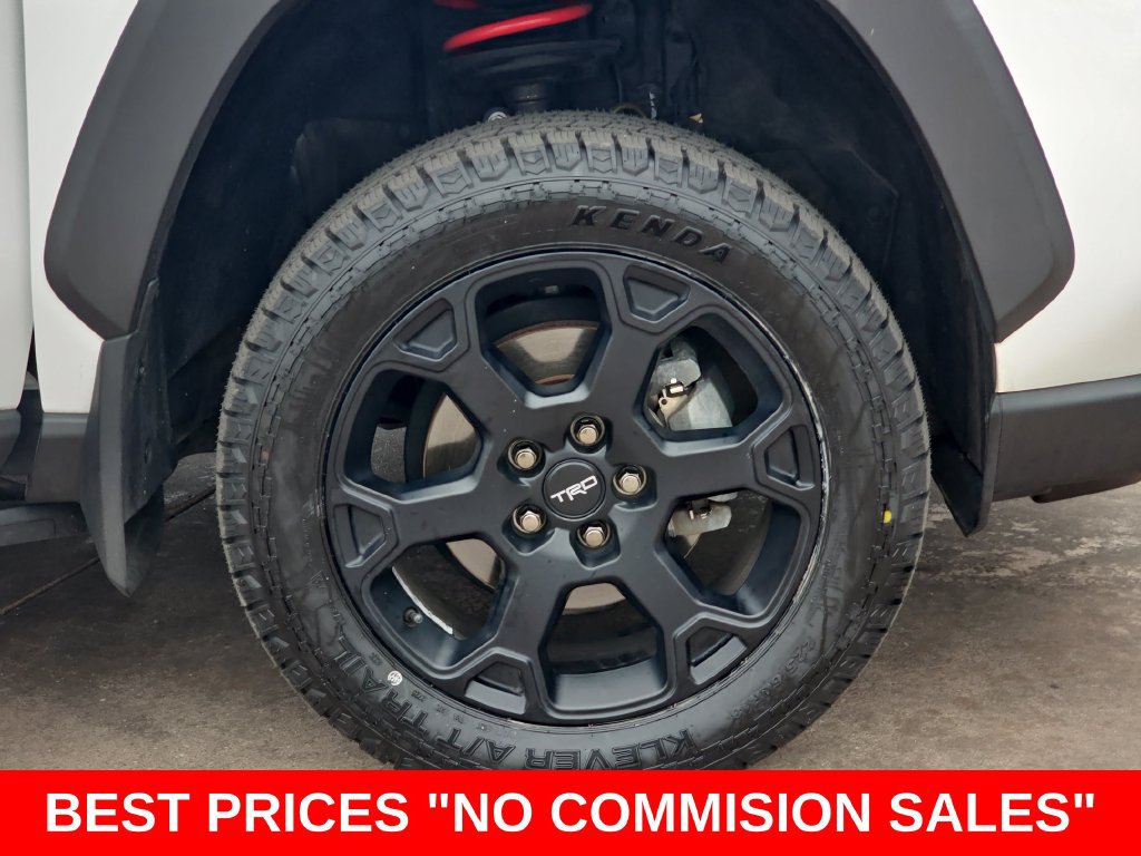 Used 2020 Toyota RAV4 TRD Off-Road AWD/4WD image 39