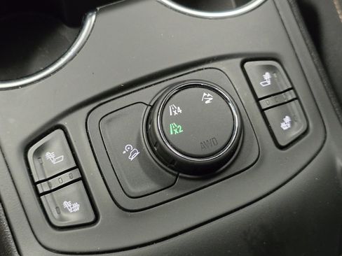 Used 2018 GMC Terrain SLT w/ Preferred Package image 6